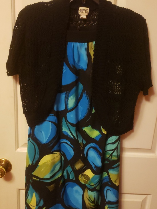 Kim Roger's Dresses & Skirts - Summer Sheath multi color dress / WITH SHRUG!